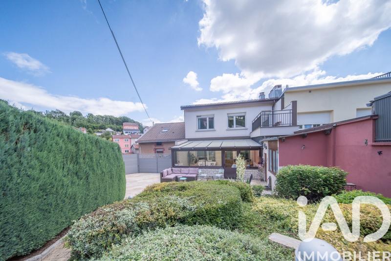 Maison - 176 m² - 7 pièces