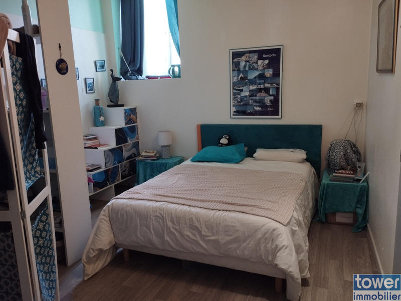 Maison - 309 m² - 12 pièces