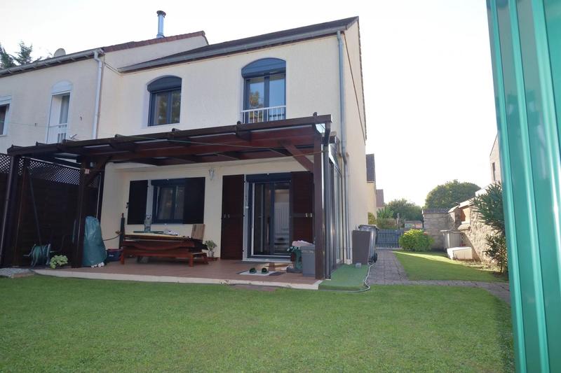 Maison - 88 m² - 4 pièces