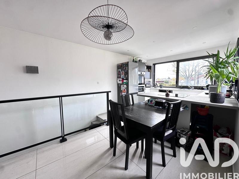 Maison - 75 m² - 4 pièces