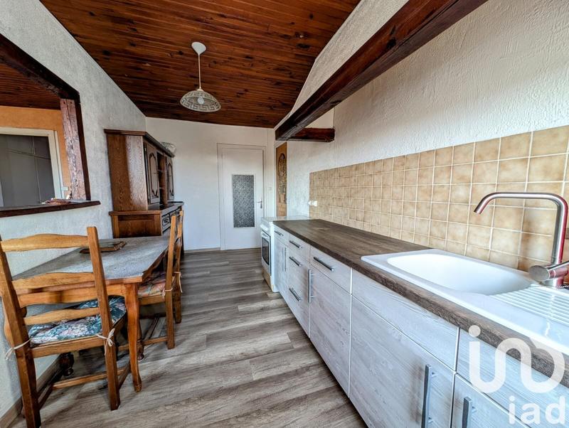 Maison de village - 179 m² - 9 pièces