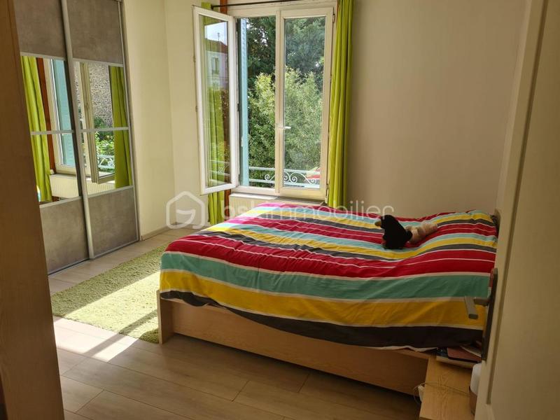 Maison - 151 m² - 8 pièces