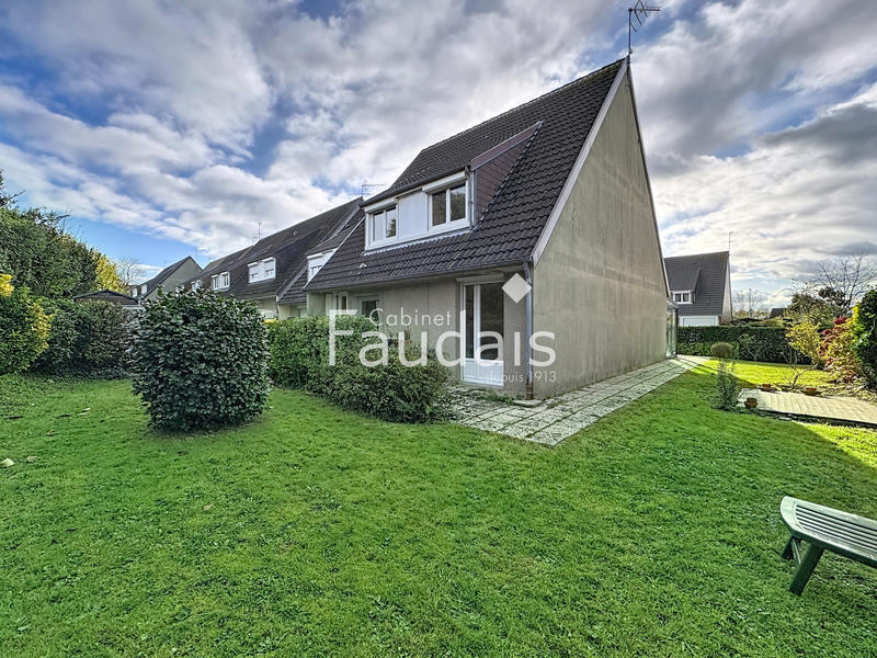 Maison - 101 m² - 6 pièces