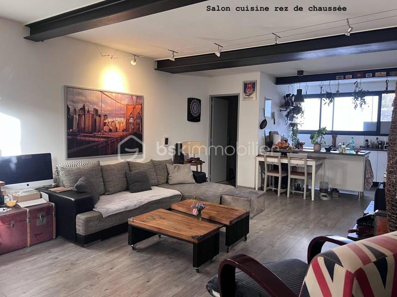 Maison - 152 m² - 6 pièces