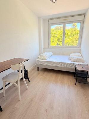 Appartement - 84 m² - 1 pièce