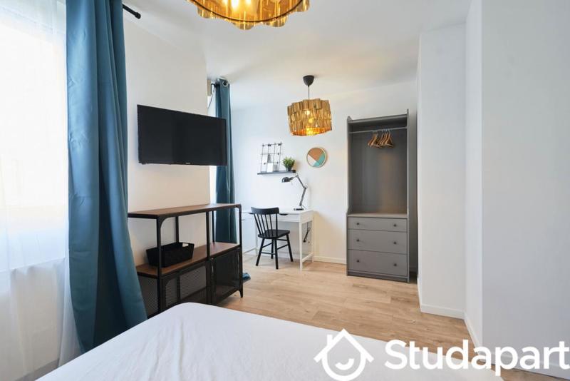 Chambre - 15 m² - 1 pièce