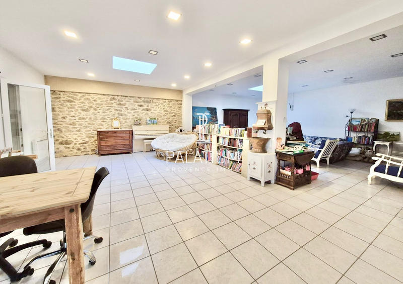 Bureau - 133 m² - 3 pièces