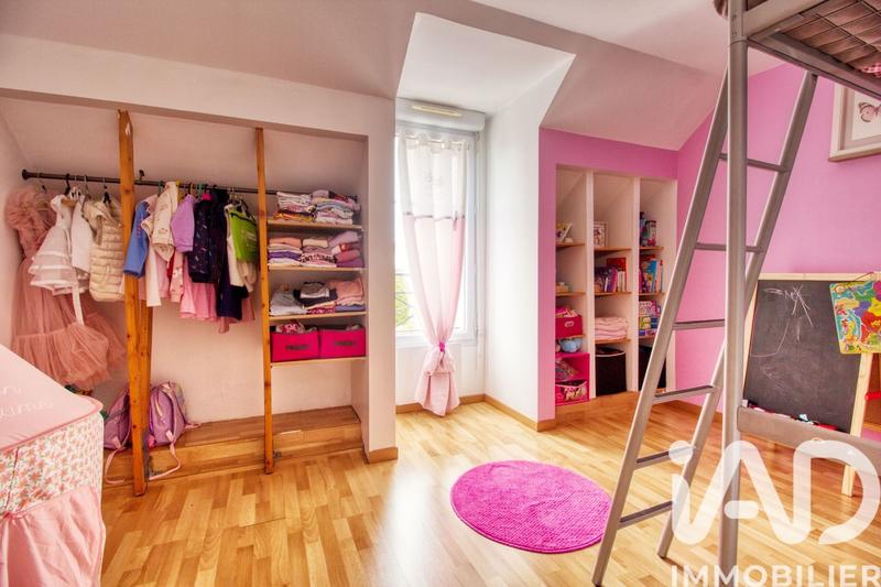 Maison - 208 m² - 6 pièces