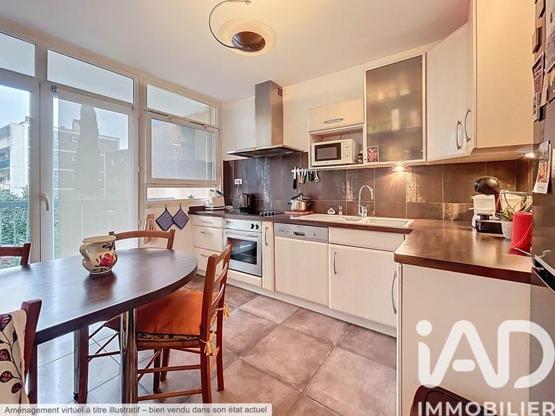 Appartement - 77 m² - 3 pièces