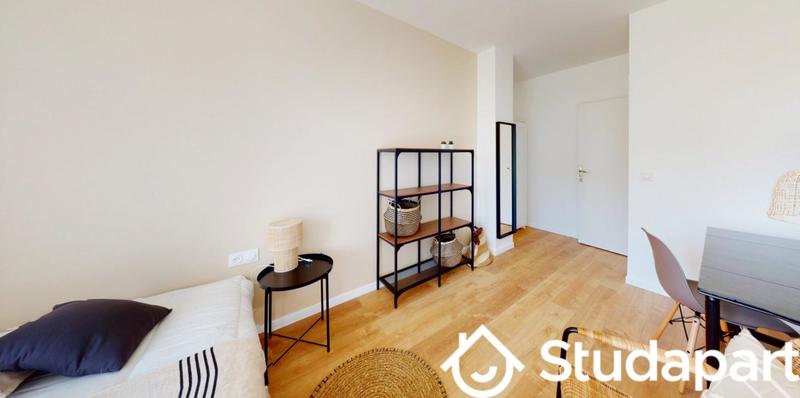 Chambre - 16 m² - 1 pièce