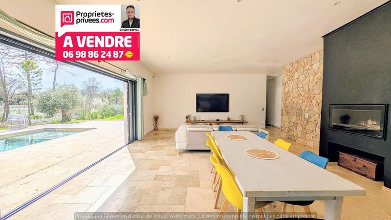 Maison - 180 m² - 6 pièces