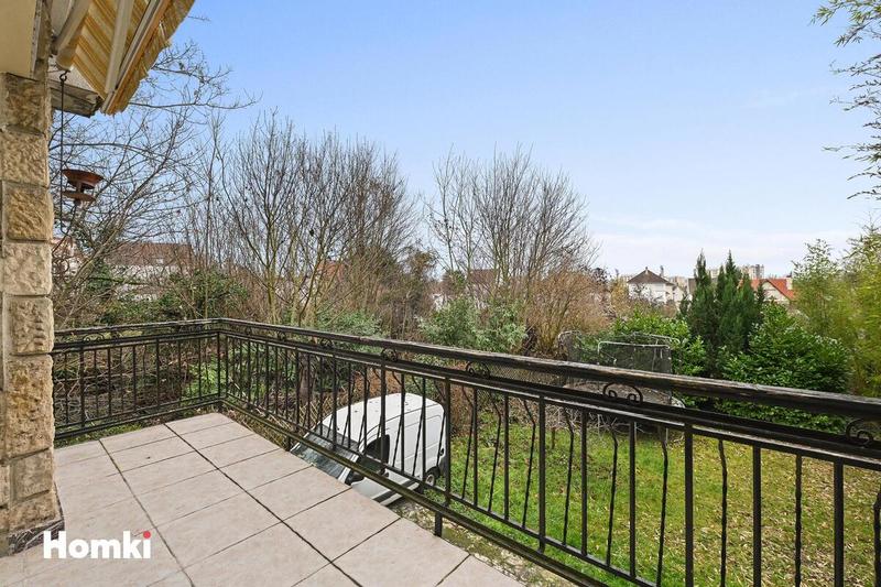 Maison - 174 m² - 6 pièces