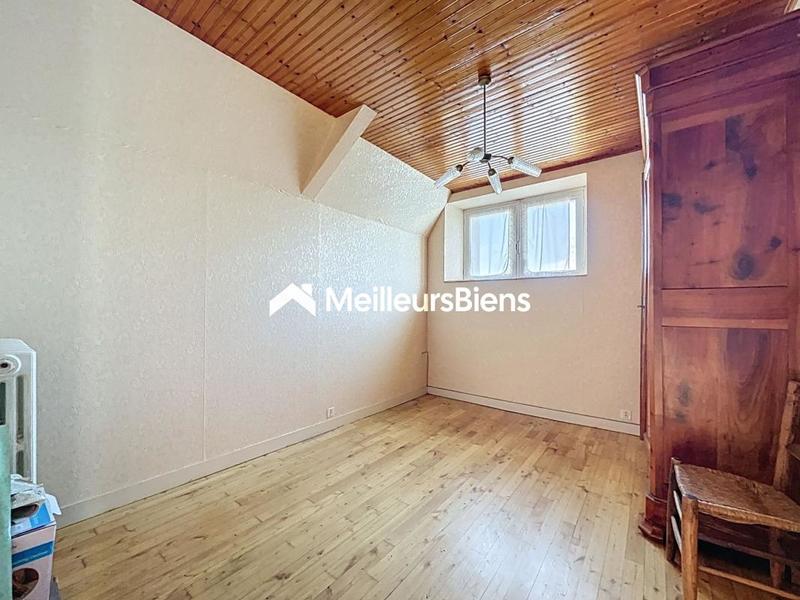 Maison - 87 m² - 6 pièces