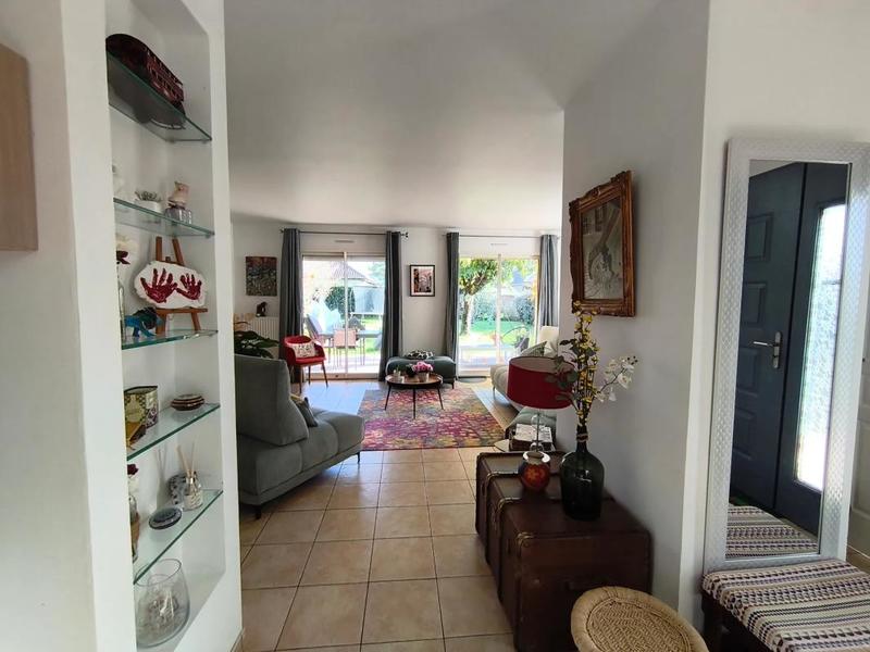 Maison - 187 m² - 7 pièces