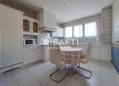 Maison - 128 m² - 4 pièces