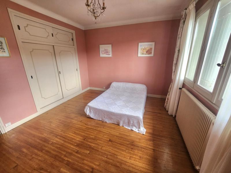 Maison traditionnelle - 110 m² - 6 pièces