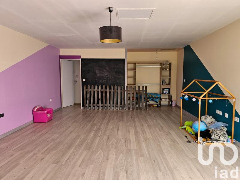 Maison - 220 m² - 5 pièces