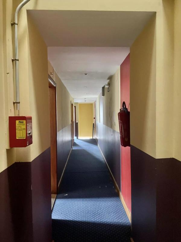 Maison - 320 m² - 10 pièces