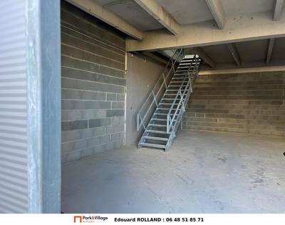 Entrepôt - 144 m²