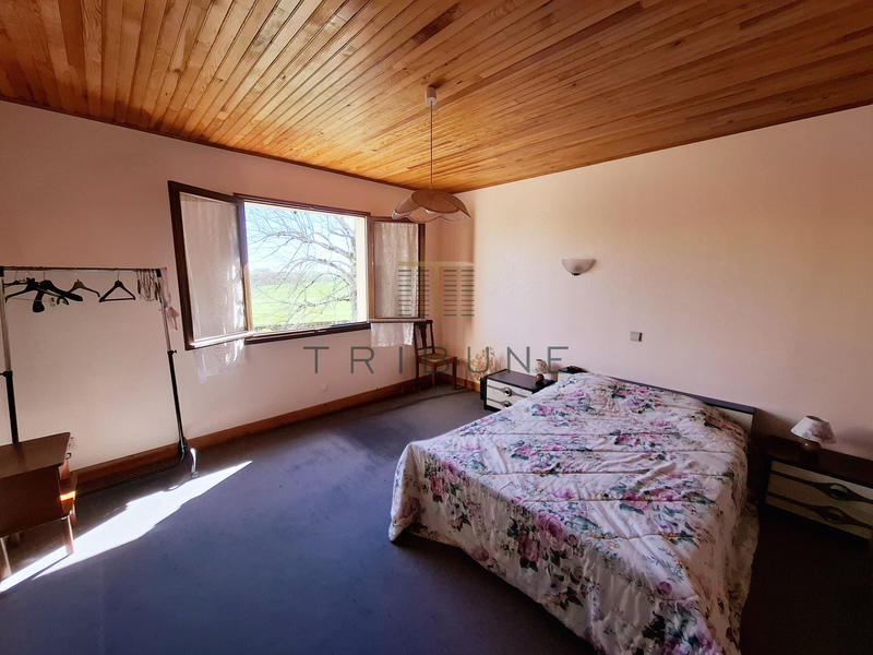 Maison - 143 m² - 6 pièces