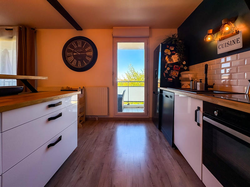 Appartement - 77 m² - 3 pièces