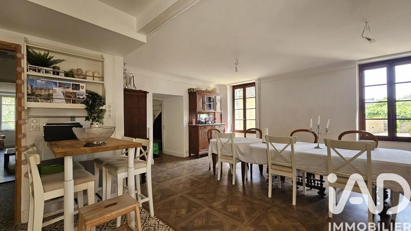 Maison de village - 220 m² - 12 pièces