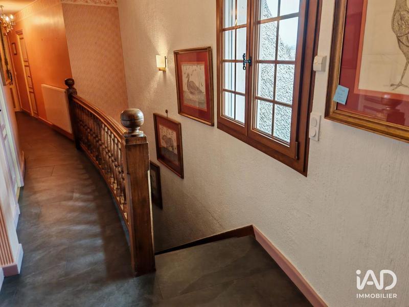 Maison - 209 m² - 6 pièces