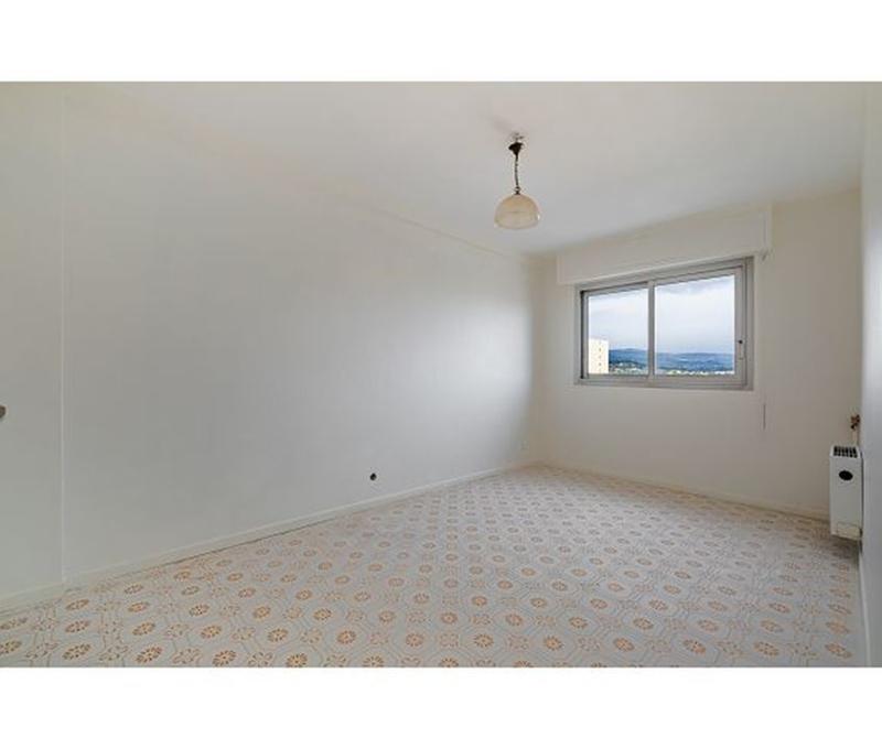 Appartement - 92 m² - 4 pièces