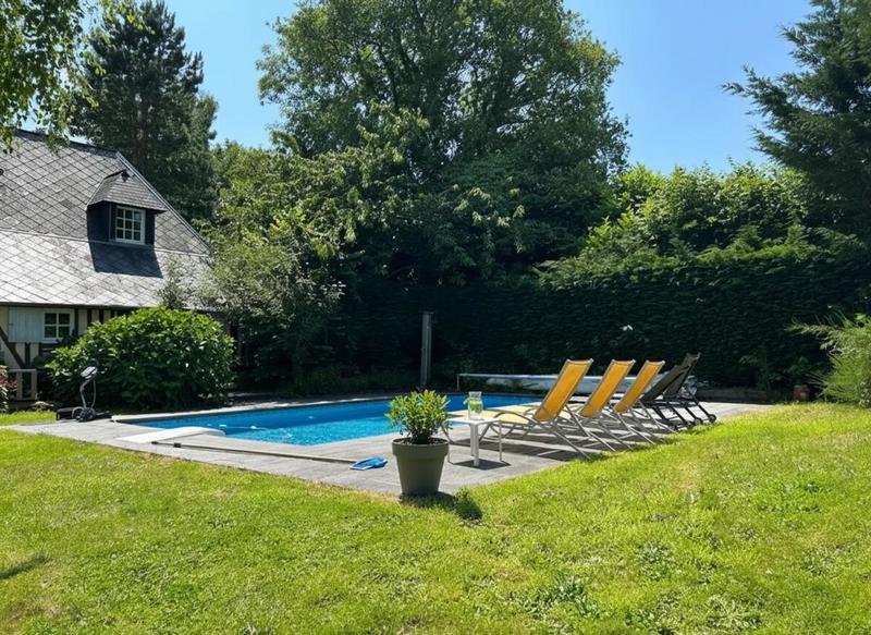 Propriété - 300 m² - 11 pièces