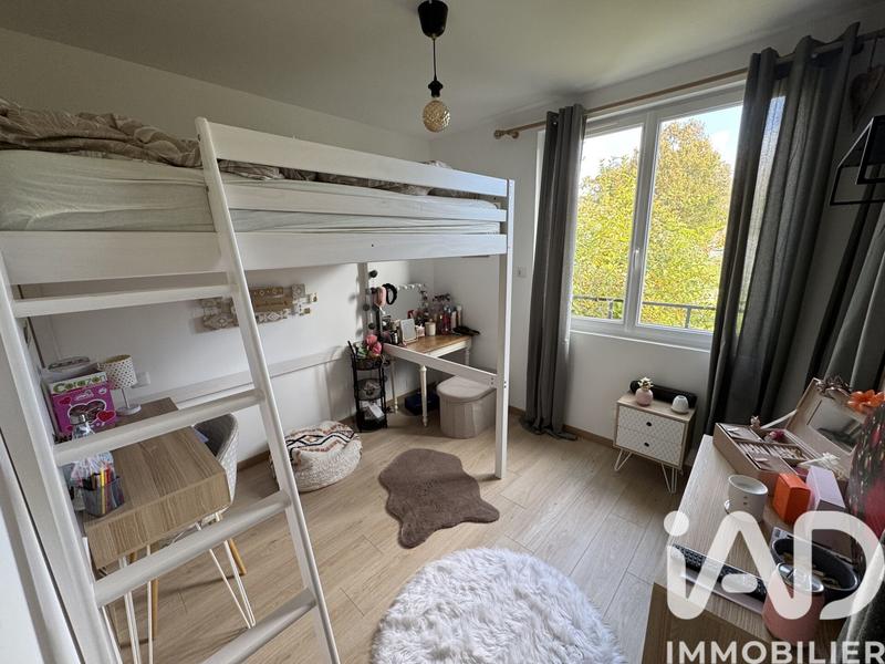 Maison - 91 m² - 6 pièces