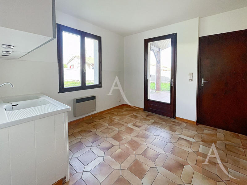 Maison - 80 m² - 3 pièces