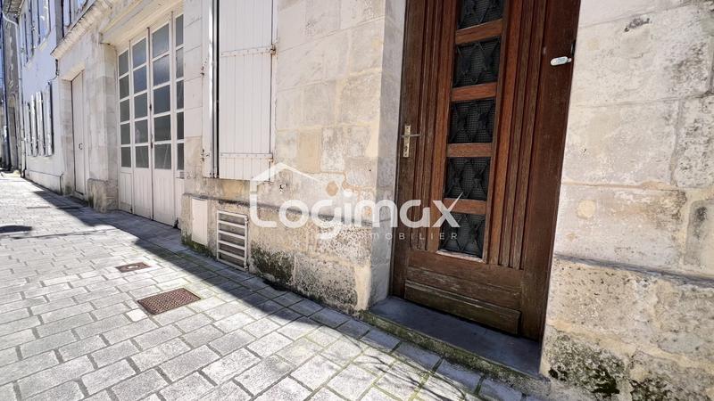 Maison - 212 m² - 10 pièces