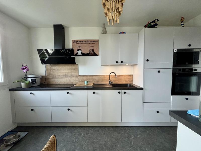 Appartement - 96 m² - 5 pièces