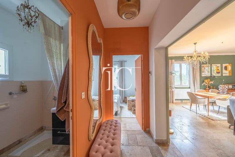 Maison - 159 m² - 6 pièces