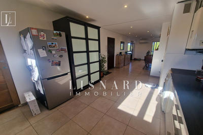 Appartement - 76 m² - 4 pièces