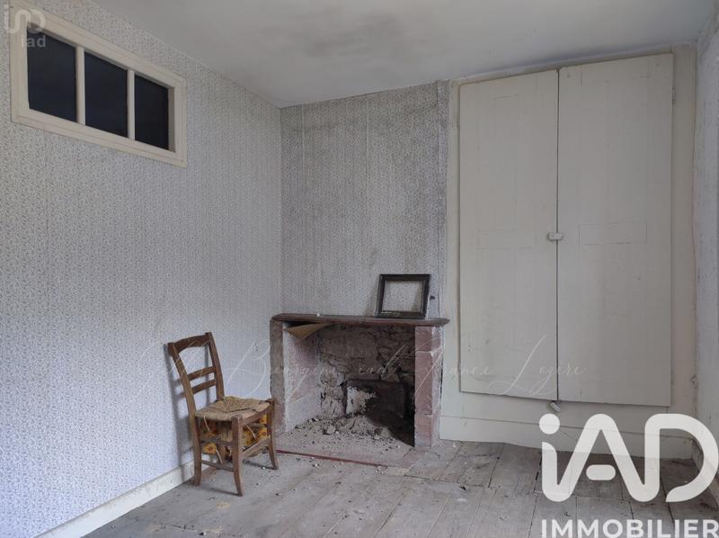 Maison - 180 m² - 5 pièces