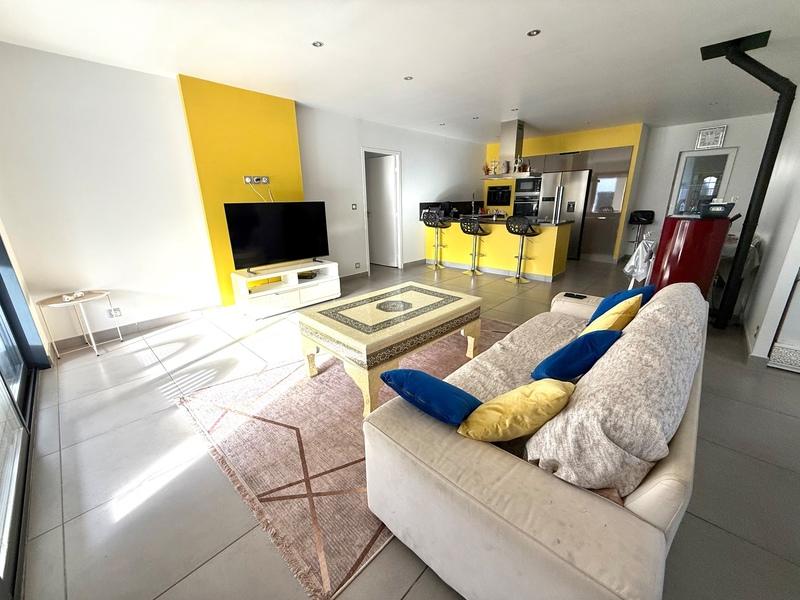 Maison - 151 m² - 4 pièces