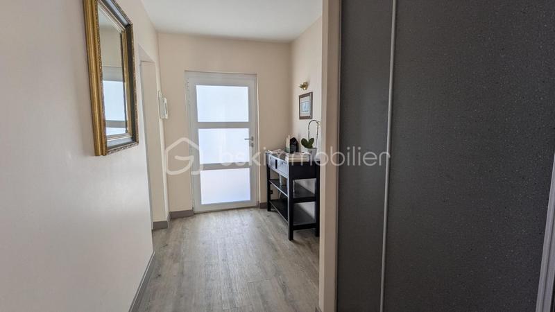 Maison - 227 m² - 8 pièces