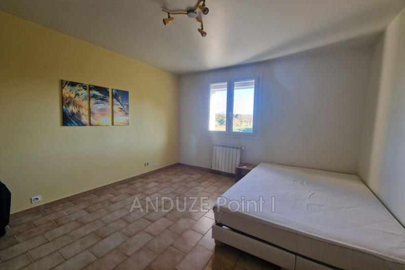 Maison - 275 m² - 9 pièces