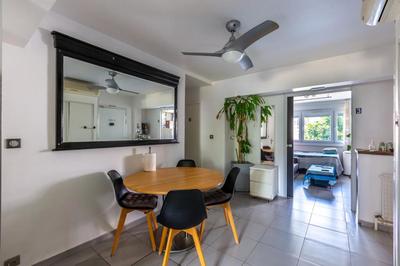 Appartement - 94 m² - 4 pièces