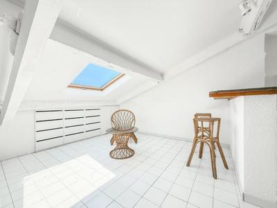 Appartement - 70 m² - 2 pièces