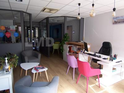 Local d'activités - 70 m²