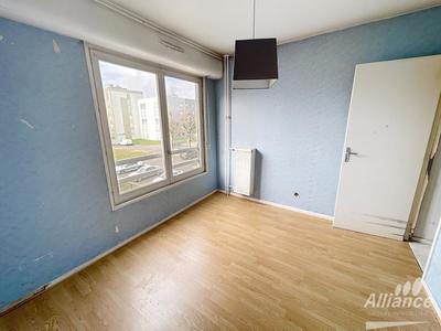 Appartement - 79 m² - 4 pièces