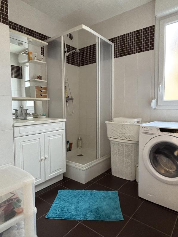 Appartement - 80 m² - 4 pièces