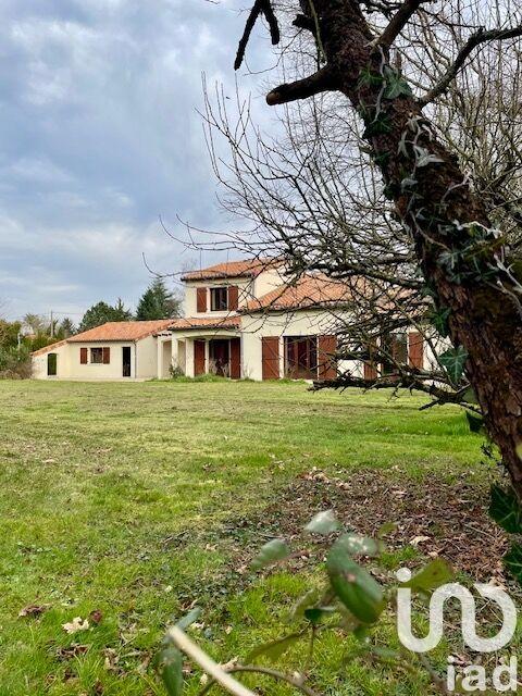 Maison - 177 m² - 6 pièces