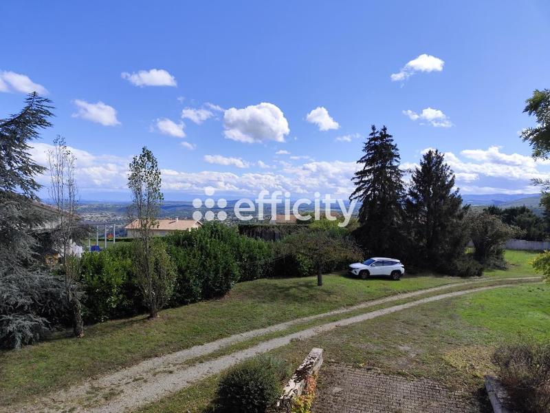 Maison - 182 m² - 5 pièces