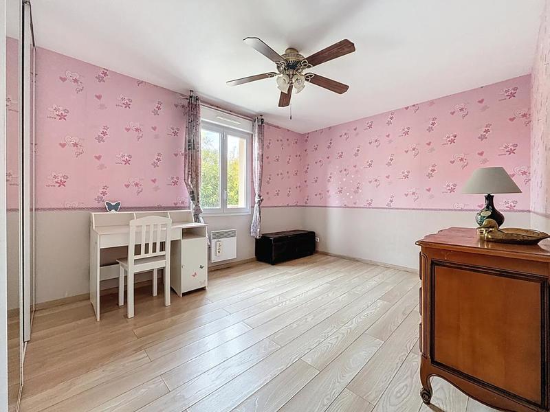 Maison - 102 m² - 4 pièces