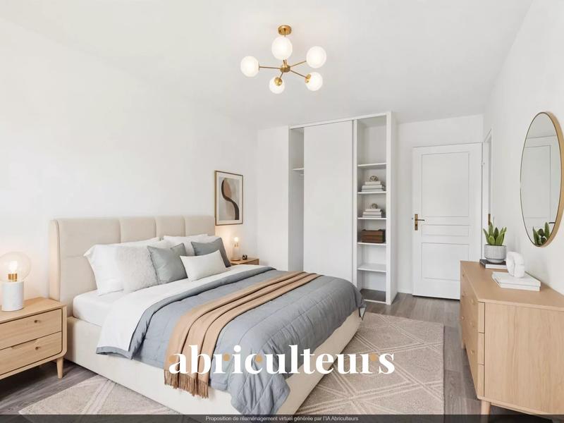 Appartement - 84 m² - 4 pièces