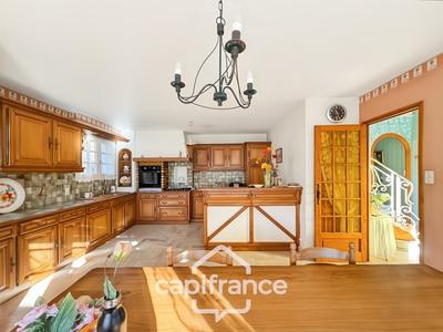 Maison - 146 m² - 6 pièces