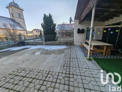 Maison - 329 m² - 10 pièces